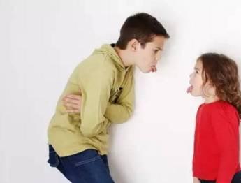 小孩吃瓜老朋友哭,一段难忘的童年回忆